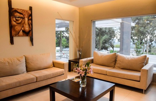 Tafi Viejo Hotel | Hosteria Atahualpa Yupanqui