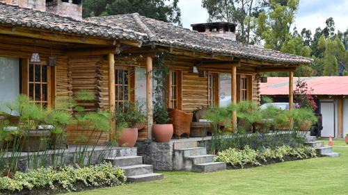 San Pablo del Lago Hotel | Hosteria Cabañas Del Lago