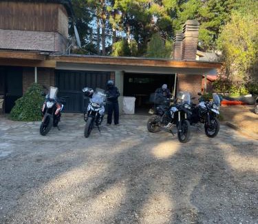 Esquel Hotel | Hosteria La Chacra Moto Friendly