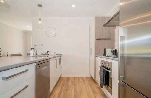Pauanui House | Hosts on the Coast Pauanui Pines