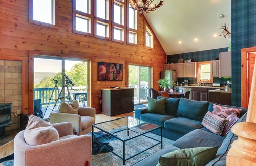Wardensville Cabin | Hot Tub + Game Room: Peaceful Wardensville Cabin