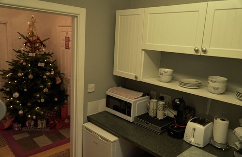 Hemyock House | Hot Tub Hideaway with friends or family. Pet friendly, luxury country retreat.