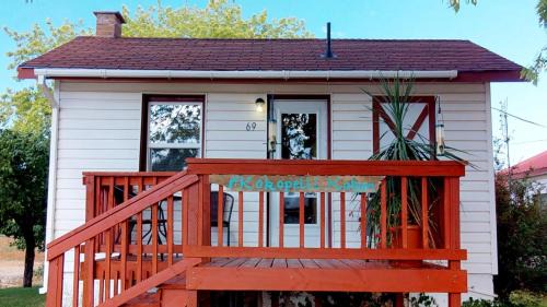 Blanding House | Hot Tub, Kokopelli Kabyn, Cute and Cozy!