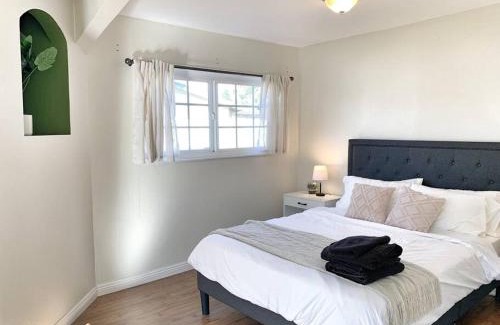 Huntington Beach House | Hot Tub . Near Freeway . Quick 2 Theme Parks/Beach