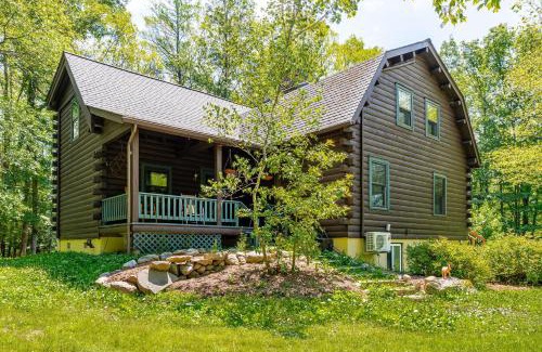 New Paltz House | Hot Tub Pool 2 Firepits Near Mohonk Preserve Wineries Cragswood Lodge