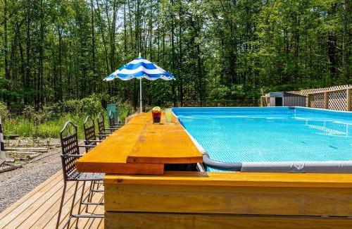New Paltz House | Hot Tub Pool 2 Firepits Near Mohonk Preserve Wineries Cragswood Lodge