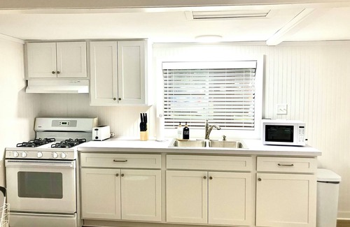 Port Austin Cottage | Hot Tub, pristine beach access, 2-bdrm cottage with AC, WiFi near Port Austin #2