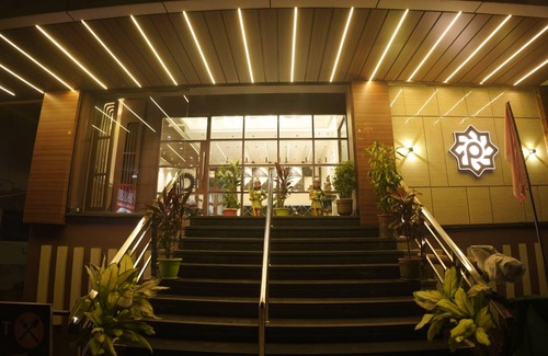 Jamshedpur Hotel | Hotel ∙ 8 guests