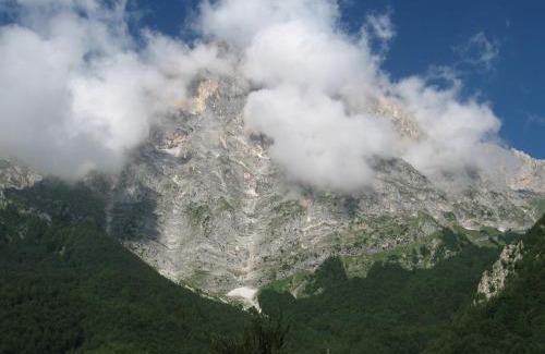Isola del Gran Sasso dʼItalia Hotel | Hotel Casale