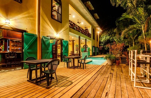 Bullet Tree Falls Hotel | Hotel ∙ 1 bedroom ∙ 4 guests