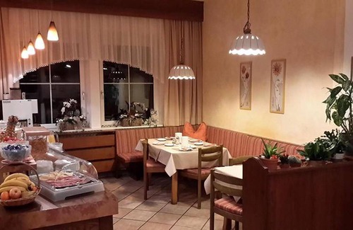 Oetztal-Bahnhof Hotel | Hotel ∙ 1 bedroom ∙ 4 guests