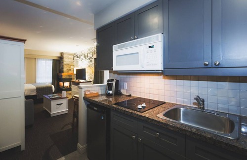 Village North Hotel | Hotel ∙ 1 bedroom ∙ 4 guests