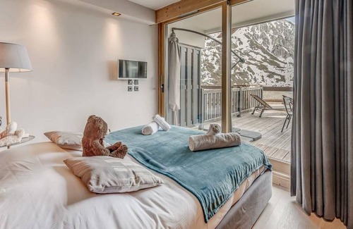 Tignes le Lac Hotel | Hotel ∙ 8 guests