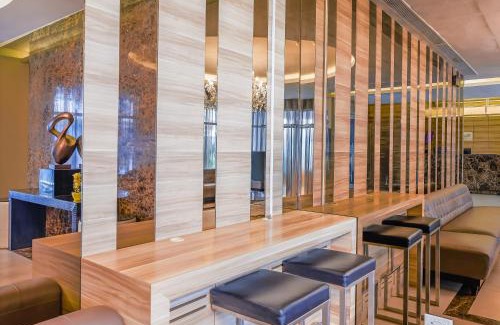 Rochor Hotel | Hotel 81 Dickson