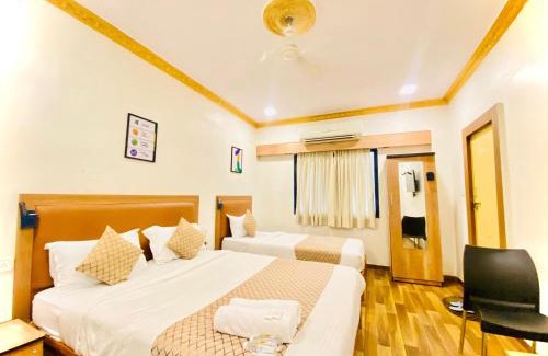 Ahmedabad Hotel | Hotel ABC Satellite Prahladnagar, Ahmedabad