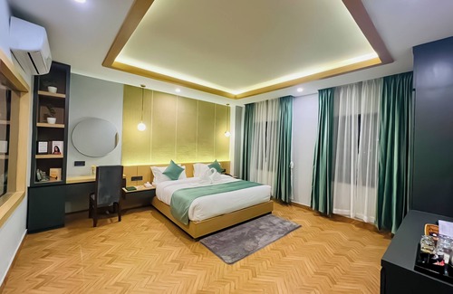 Sauraha Hotel | Hotel Aikawa