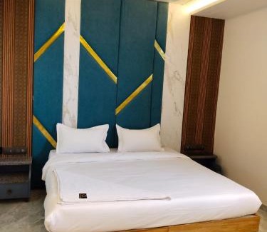 Periamet Hotel | Hotel AK International - Chennai