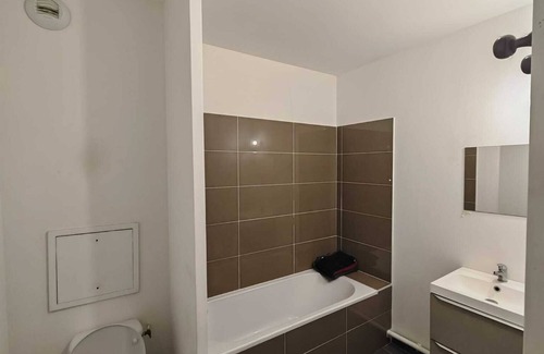 Bouconvillers Hotel | Hotel Aladin