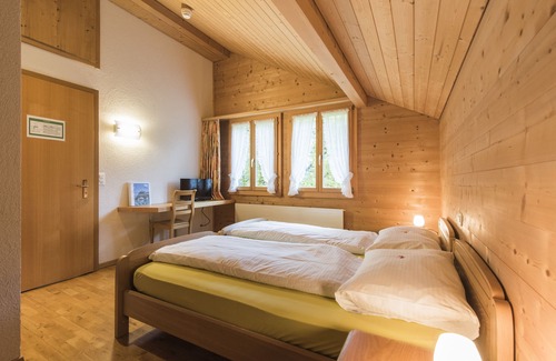 Hofstetten bei Brienz Bed & Breakfast | Hotel Alpenrose beim Ballenberg