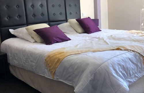 Parthenay Hotel | Hotel Alysa