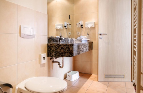 Tribseer Vorstadt Hotel | Hotel Am Jungfernstieg