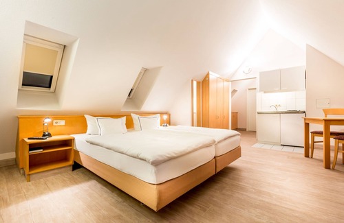 Veitshoechheim Hotel | Hotel am Rokokogarten