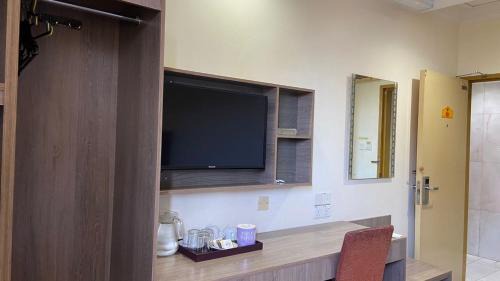 Victoria Hotel | HOTEL AMBASSADOR 1