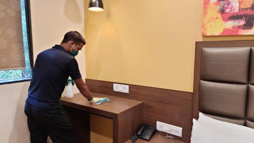 Dadar Hotel | Hotel Amigo
