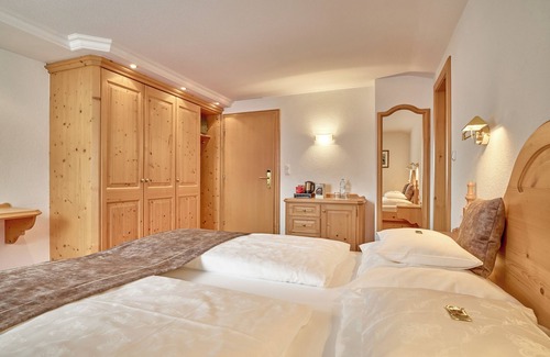 Lech am Arlberg Hotel | Hotel Appartement Roggal