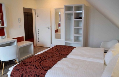 St. Leon Hotel | Hotel Arts