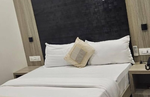 Santacruz West Hotel | HOTEL ARTS INTERNATIONAL