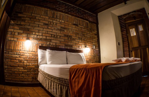 Retalhuleu Hotel | Hotel Astor