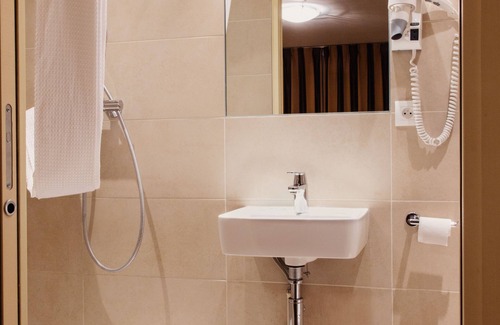 Saint-Jean Hotel | Hotel Astrid Caen centre