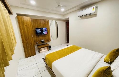 Vastrapur Hotel | hotel avenue lake