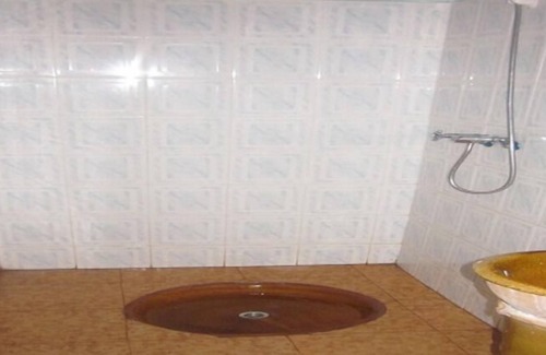 Bou Tharar Hotel | Hotel Awayou