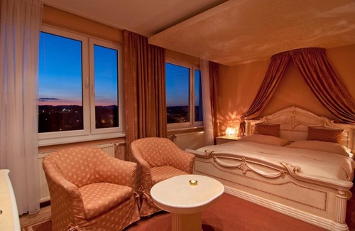 Pisek Hotel | Hotel Bílá Růže