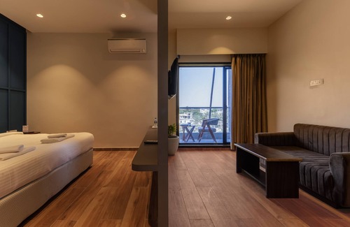 Allahabad Hotel | Hotel Bafna Lawn