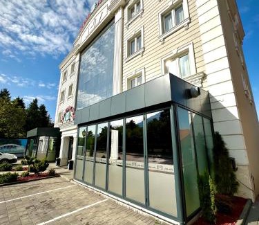 Pejë Hotel | Hotel Borea