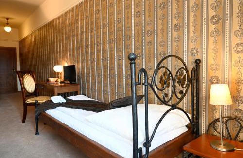 Kromeriz Hotel | Hotel Bouček