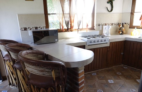 Acatlan de Juarez Hotel | Hotel & Bungalows Las Palmas
