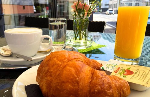 Hohenems Hotel | Hotel Café Schatz