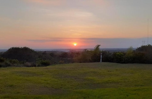 Menegua Hotel | Hotel Campestre Luna Roja