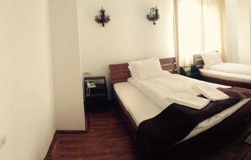 Ramnicu Valcea Hotel | Hotel Casa Vlahilor