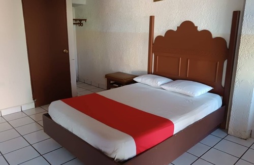 Nuevo Laredo Hotel | Hotel Cazadores