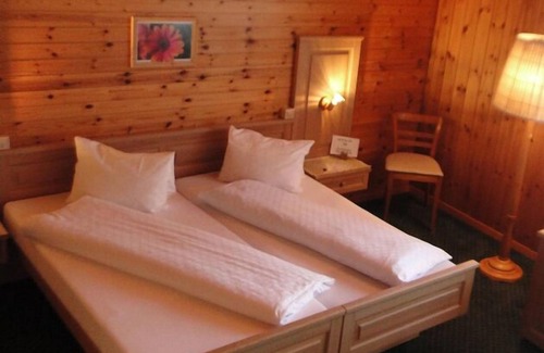 Aeschi bei Spiez Hotel | Hotel Chalet Bergblick