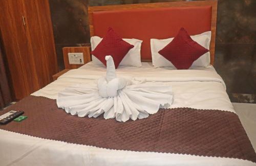Navi Mumbai Cabin | Hotel Chirag Next