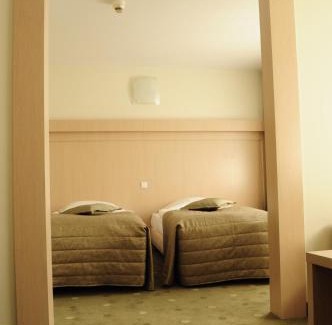 Cieplice Hotel | Hotel Cieplice MEDI & SPA