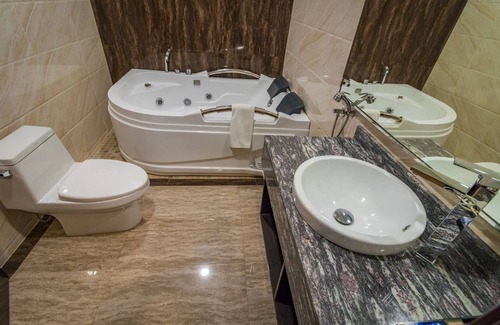 David Hotel | Hotel City Plaza & Suites