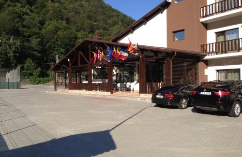 Brezoi Hotel | Hotel Class