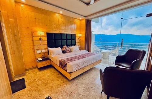 Rampura Phul Hotel | Hotel Classic Crown - #scenic mountain view #open terrace #parking #premium rooms with balcony #guest preferred #best selling hotel in mussoorie